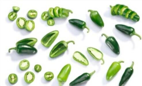 Can I Eat Jalapenos While Breastfeeding?