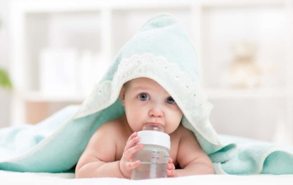 What Kind of Water Should Babies Drink?