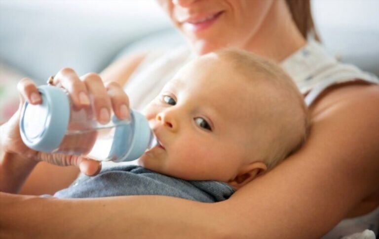 What Kind of Water Should Babies Drink?